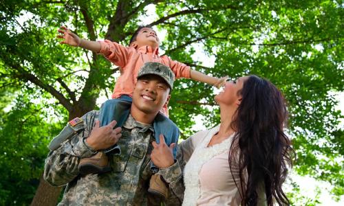 USAA gives military families in Chicago donated vehicles